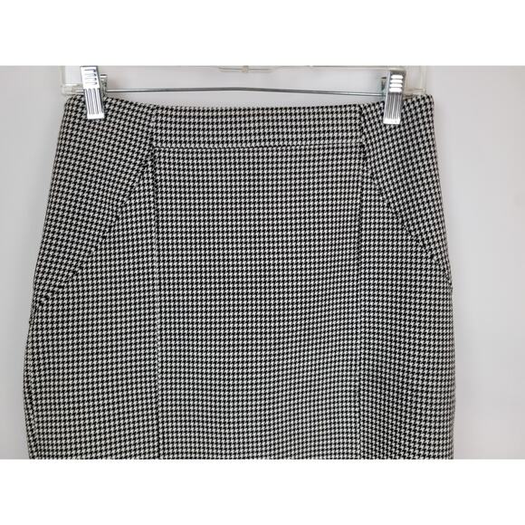 Banana Republic Womens Houndstooth Front Slit Stretchy Skirt Black White Size 4 - Picture 2 of 11